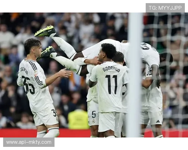 皇马迎来十一月五连客征程,贝林厄姆晒训练照展备战状态 皇马迎来十一月五连客征程,贝林厄姆晒训练照展备战状态