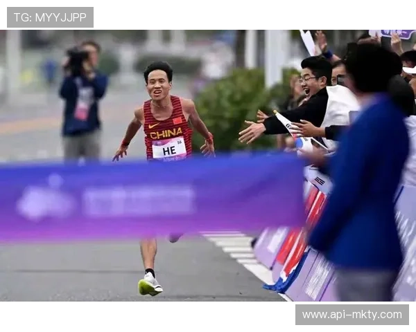 全运会史上首场跨境马拉松落幕，何杰、张德顺分获男女组冠军